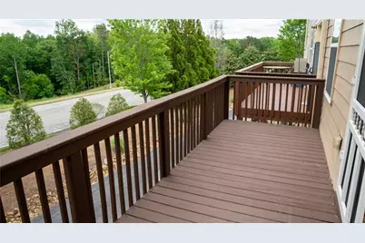 2476 Suwanee Pointe Drive, Lawrenceville, GA 30043 - Photo 4