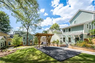 1353 Finley St NE, Atlanta, GA 30307 - Photo 16