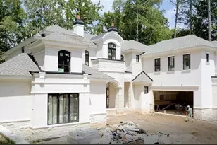 9675 Almaviva Dr, Alpharetta, GA 30022 - Photo 2