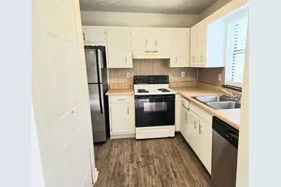 3800 Travis Trace, Decatur, GA 30032 - Photo 2