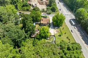 2667 Peyton Rd NW, Atlanta, GA 30318 - Photo 8