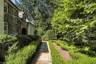 4375 Mt Paran Pkwy NW, Atlanta, GA 30327 - Photo 8