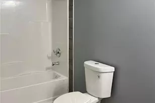 201 Deerfield Ln, Carrollton, GA 30116 - Photo 16