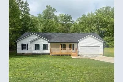 201 Deerfield Lane, Carrollton, GA 30116 - Photo 2