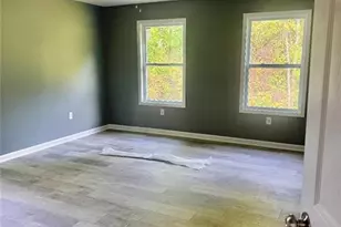 201 Deerfield Ln, Carrollton, GA 30116 - Photo 14