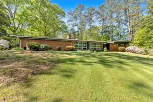 403 Lakeside Dr, Cedartown, GA 30125 - Photo 2