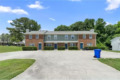 675 Hunting Creek Lane SE, Conyers, GA 30013 - Photo 4