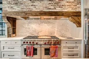 2440 Peachtree Rd NW, Atlanta, GA 30305 - Photo 12