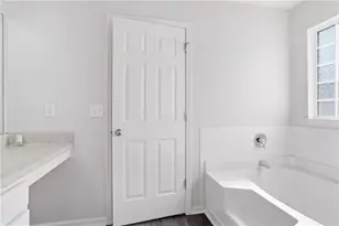 5136 Estonian Dr, Fairburn, GA 30213 - Photo 12