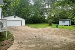 6860 Parkway Dr, Lithonia, GA 30058 - Photo 8