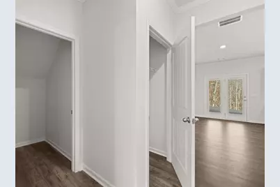 4035 Peregrine Way, Gainesville, GA 30506 - Photo 4