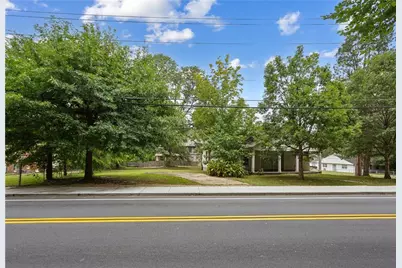2102 Bolton Road, Atlanta, GA 30318 - Photo 16