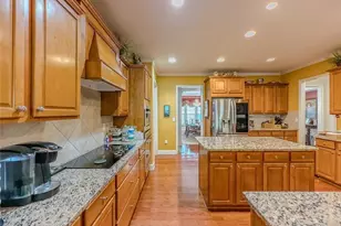 6416 Hickory Springs Cir, Hoschton, GA 30548 - Photo 12