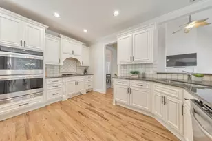 4621 Chartwell Chase Ct, Flowery Branch, GA 30542 - Photo 2