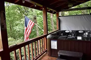 137 Ascherman Court, Blue Ridge, GA 30513 - Photo 4