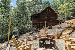 137 Ascherman Court, Blue Ridge, GA 30513 - Photo 2