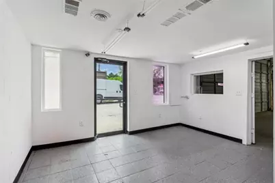 2667 Donald Lee Hollowell Parkway, Atlanta, GA 30318 - Photo 14