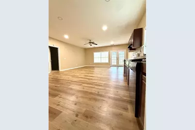 4831 Oak Path, Stone Mountain, GA 30088 - Photo 4