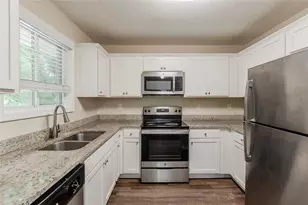 733 San Fernando Dr SE, Smyrna, GA 30080 - Photo 2