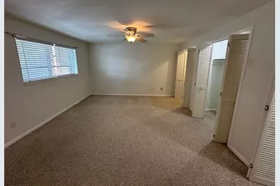 1233 Woodland Avenue NE #5, Atlanta, GA 30324 - Photo 6