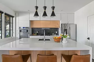 634 Bonaventure Ave NE, Atlanta, GA 30306 - Photo 2