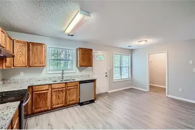 7078 Ravenwood Lane, Lithonia, GA 30038 - Photo 10