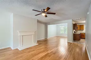 7078 Ravenwood Ln, Lithonia, GA 30038 - Photo 8