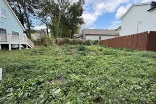 373 Delevan St SW, Atlanta, GA 30310 - Photo 1