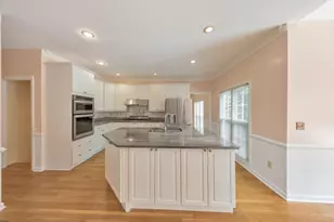 915 Chipley Ct, Marietta, GA 30062 - Photo 2