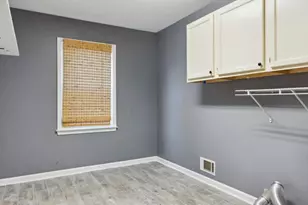 1300 Sever Woods Dr, Lawrenceville, GA 30043 - Photo 20