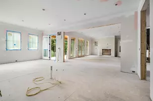 1330 12 Oaks Cir NW, Atlanta, GA 30327 - Photo 2