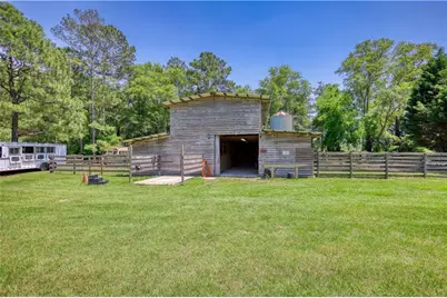 947 Bellhouse Road, Macon, GA 31217 - Photo 2