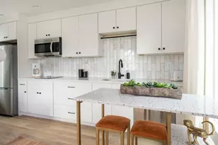 542 Boulevard Pl NE, Atlanta, GA 30308 - Photo 8