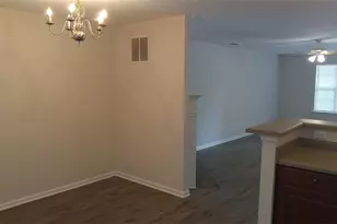 755 Crestwell Circle SW, Atlanta, GA 30331 - Photo 10