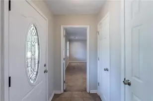 1406 Windy Ridge Ct SE, Conyers, GA 30013 - Photo 2