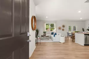 3040 Mnr Hl Pl, Union City, GA 30291 - Photo 2