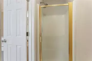 5415 Twin Lakes Dr, Atlanta, GA 30349 - Photo 20