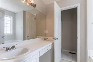 5415 Twin Lakes Dr, Atlanta, GA 30349 - Photo 18