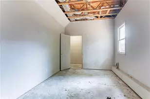 5415 Twin Lakes Dr, Atlanta, GA 30349 - Photo 24