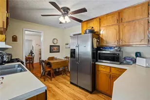 954 Bryant St SW, Conyers, GA 30012 - Photo 6