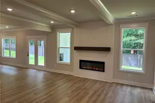 824 Winding Rose Dr, Hoschton, GA 30548 - Photo 14