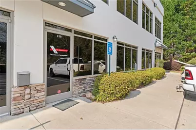 2004 Commerce Drive N, Peachtree City, GA 30269 - Photo 8