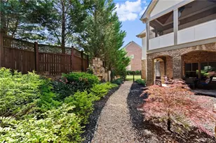 1539 Berkeley Ct, Gainesville, GA 30501 - Photo 70