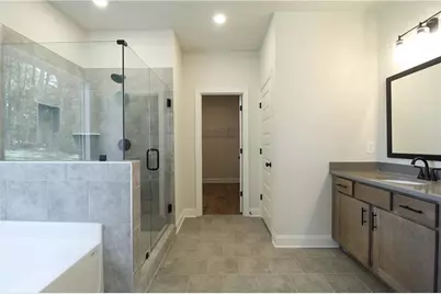 1024 Red Oak Boulevard, Loganville, GA 30052 - Photo 10