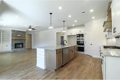 1024 Red Oak Boulevard, Loganville, GA 30052 - Photo 4