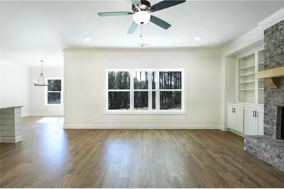 1024 Red Oak Boulevard, Loganville, GA 30052 - Photo 8