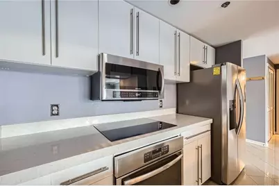 3481 Lakeside Drive NE #1107, Atlanta, GA 30326 - Photo 4