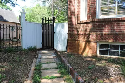 1124 Center Street NW, Atlanta, GA 30318 - Photo 16