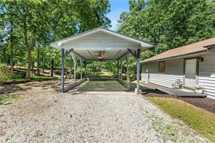 131 Shoreside Dr, Martin, GA 30557 - Photo 4