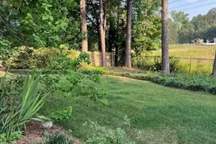 5080 Cricket Ct SW, Lilburn, GA 30047 - Photo 16